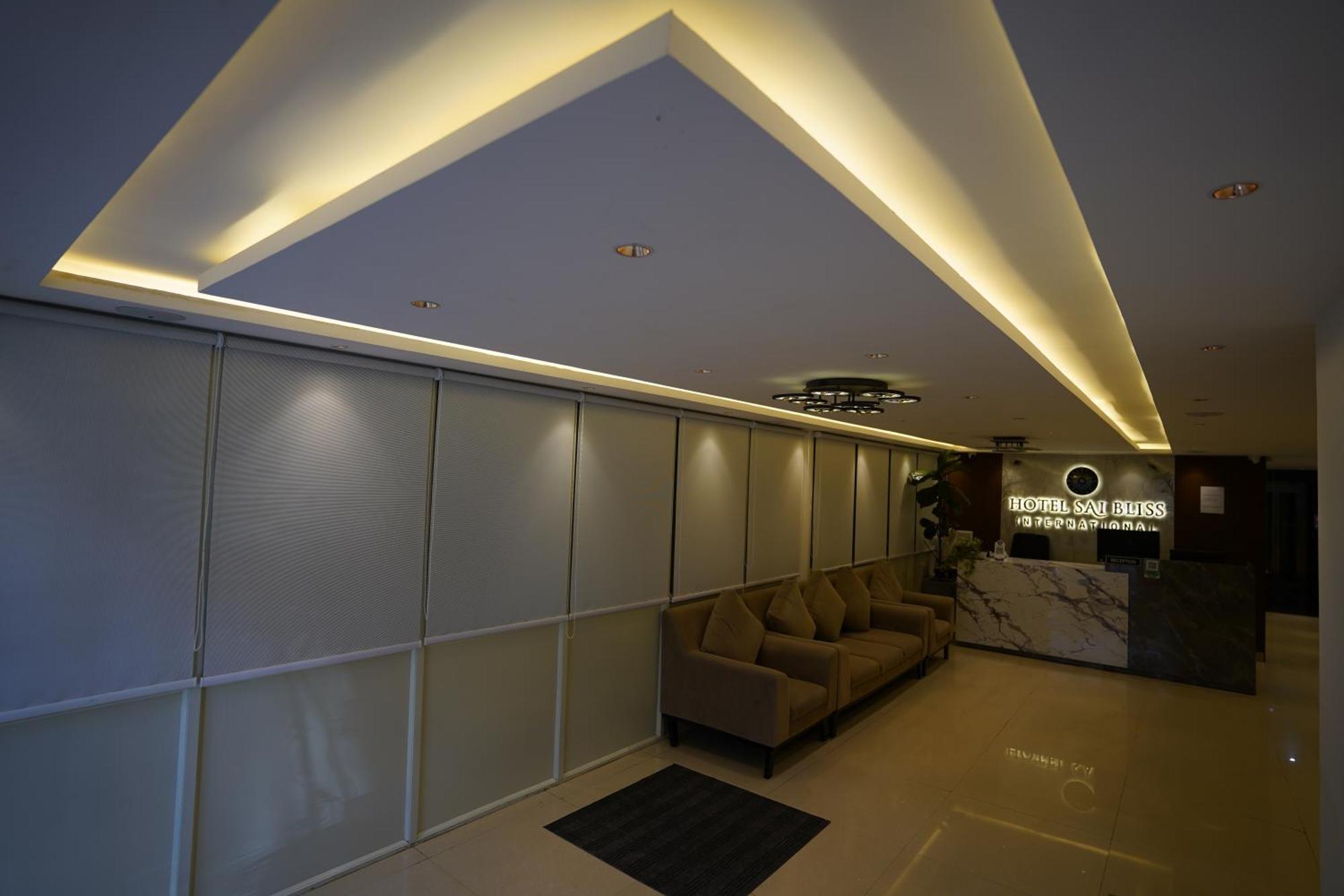 Sai Bliss Residency, Manyata Tech Park Hotel Bangalore Exterior foto