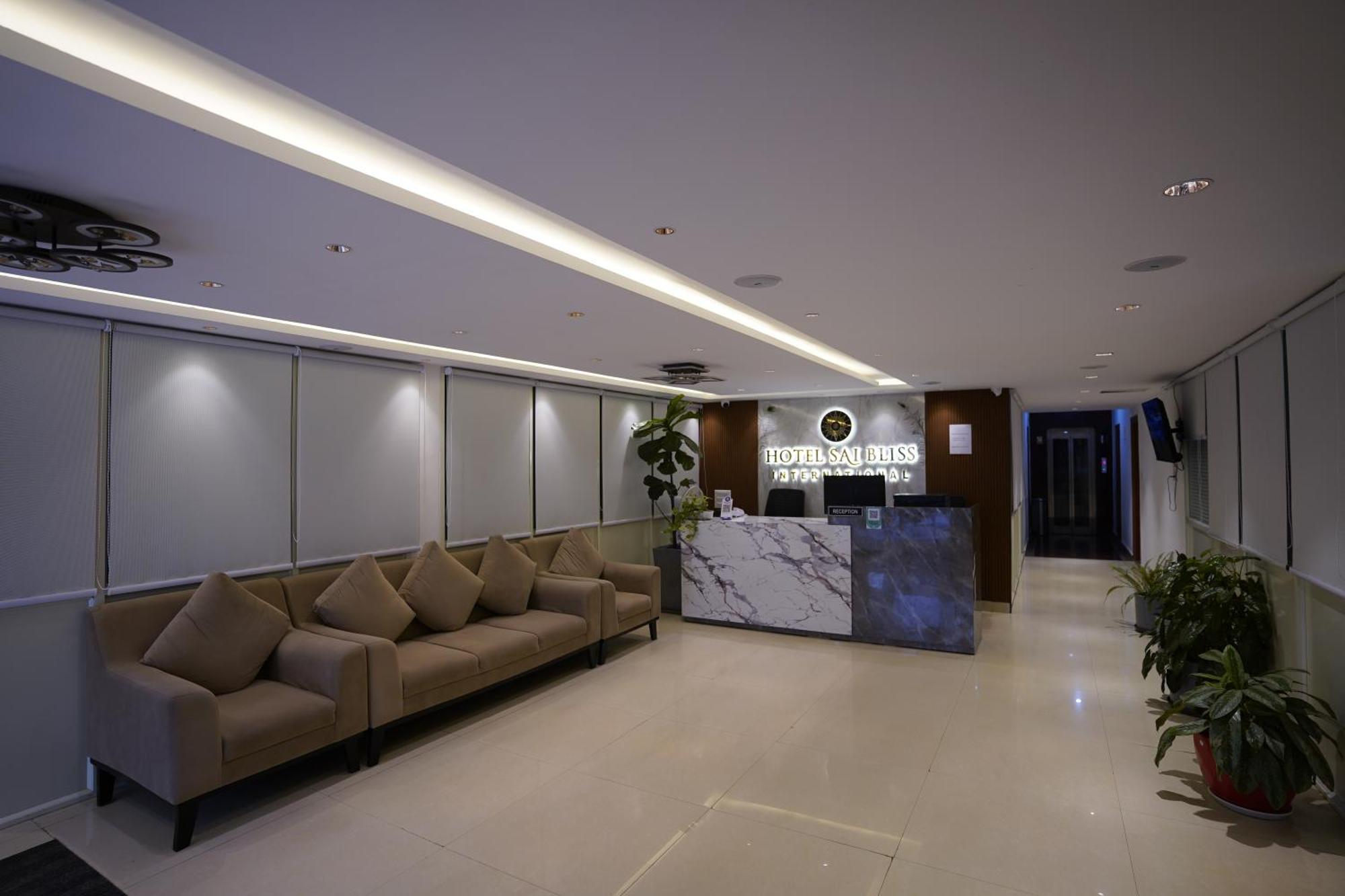 Sai Bliss Residency, Manyata Tech Park Hotel Bangalore Exterior foto